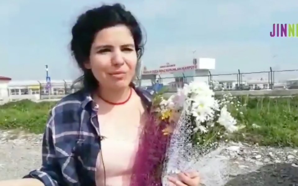 Zehra Doğan nach ihrer Freilassung